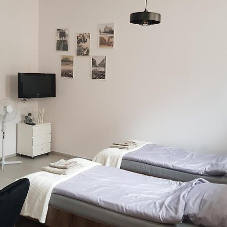 Komfortowy Apartament W Centrum Nowego Sacza Nowy Sącz Esterno foto